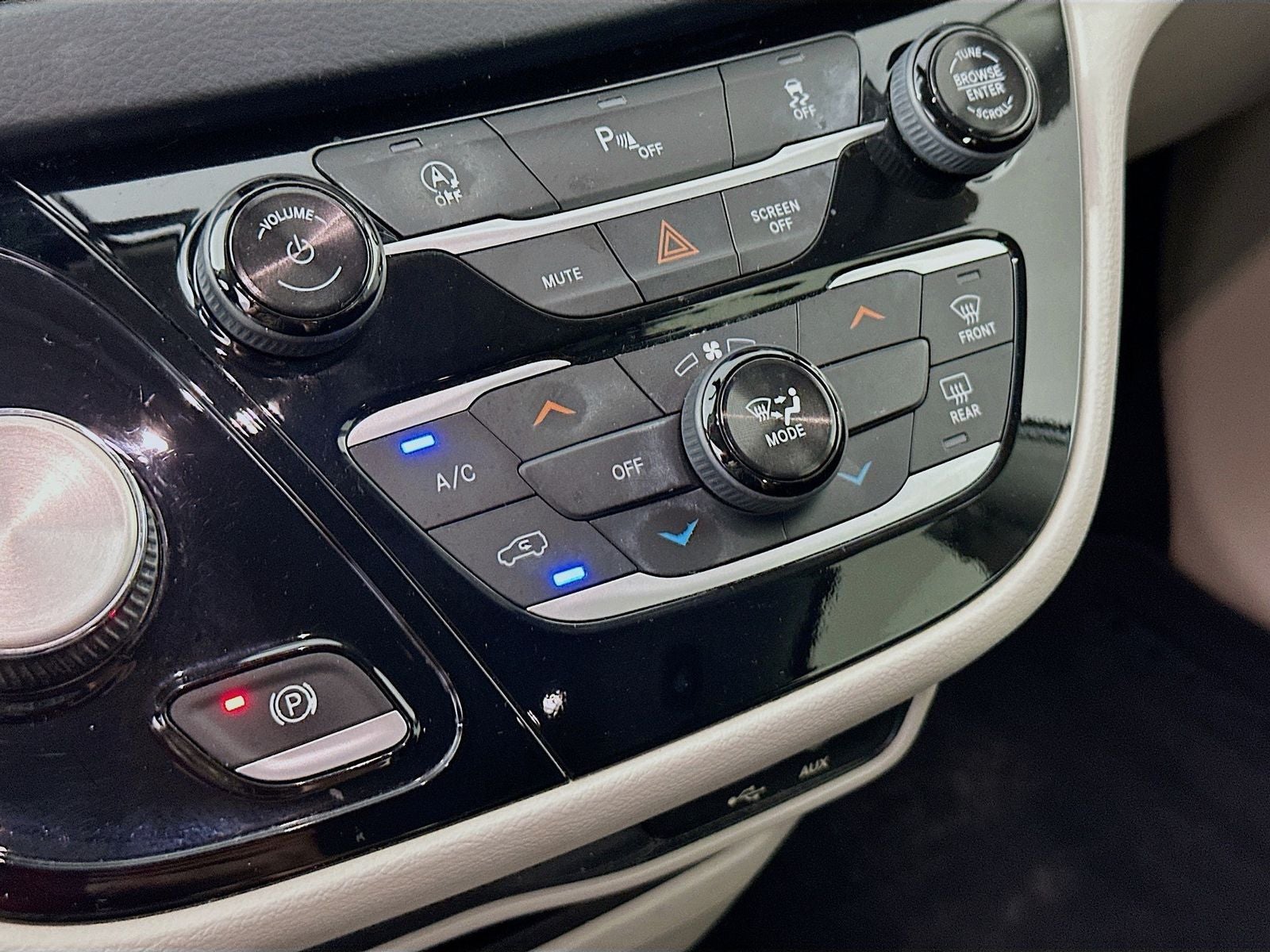 2018 Chrysler Pacifica LX