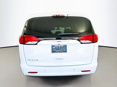 2018 Chrysler Pacifica LX
