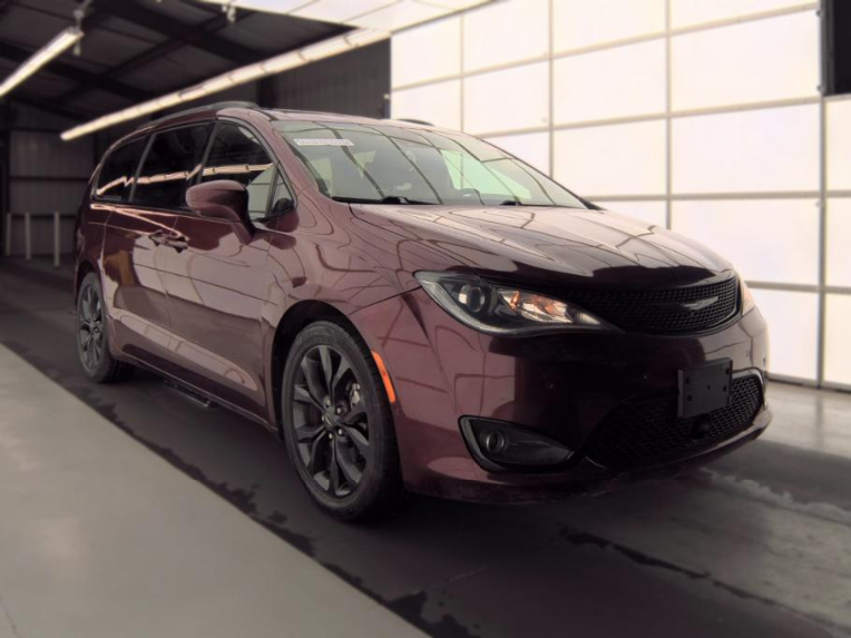 2019 Chrysler Pacifica Touring L Plus