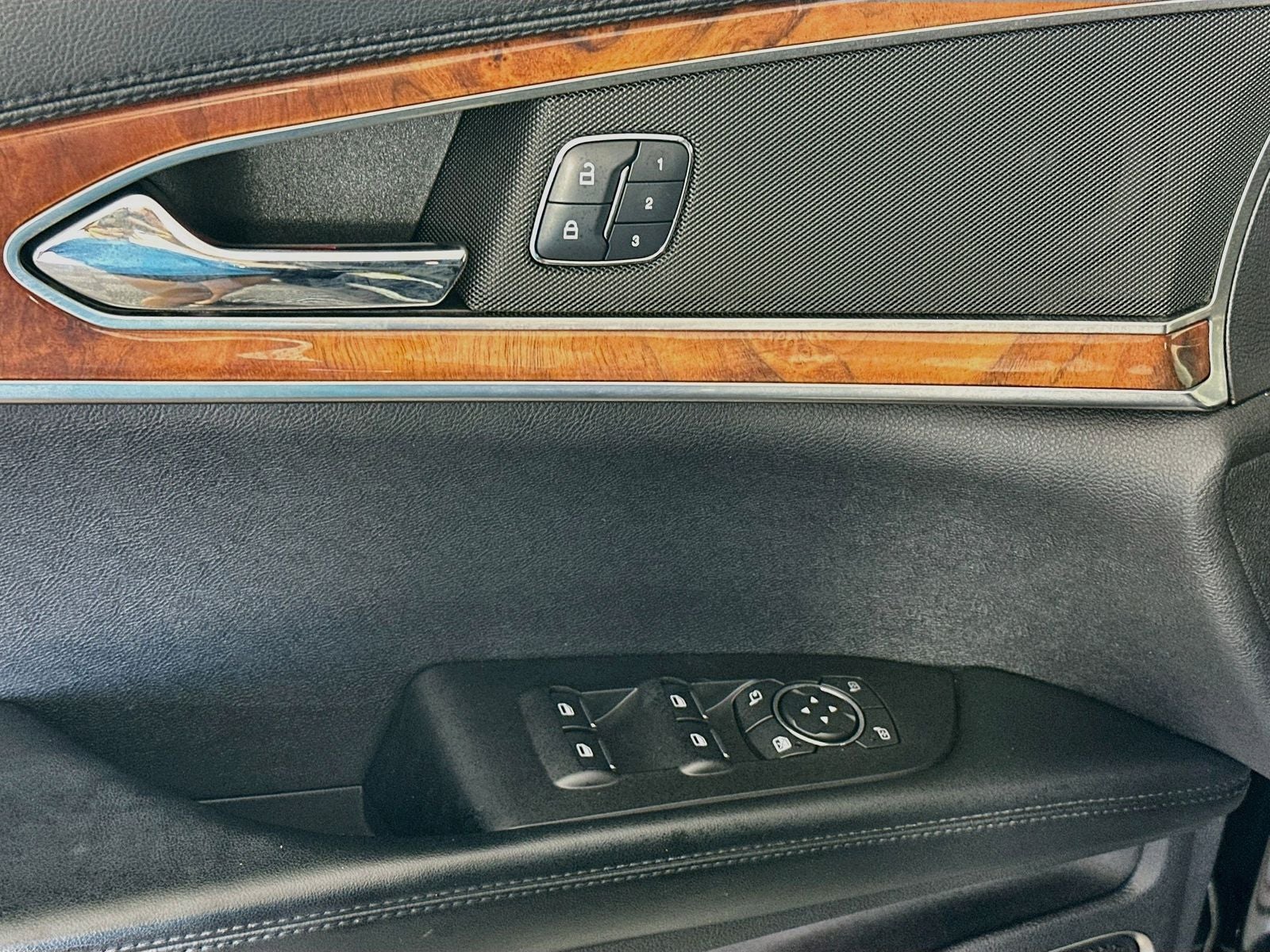 2017 Lincoln MKX Select