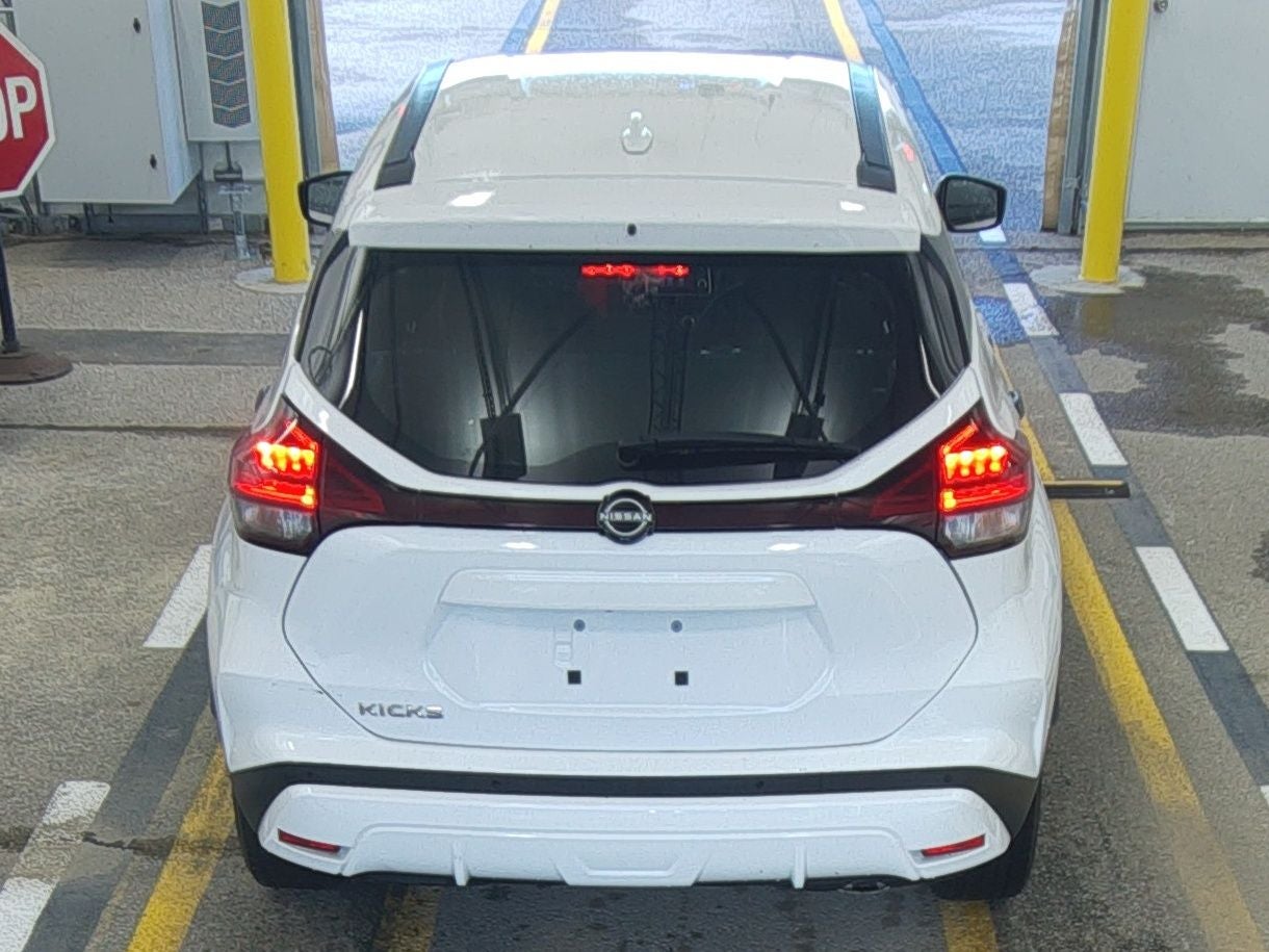 2023 Nissan Kicks S