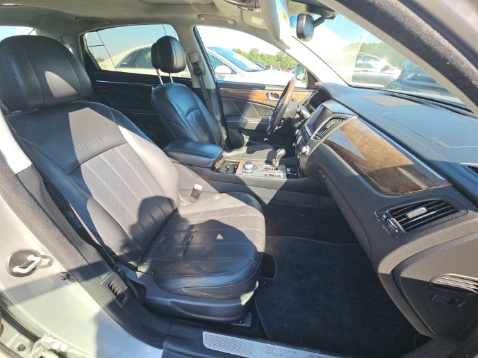 2011 Hyundai Equus Signature