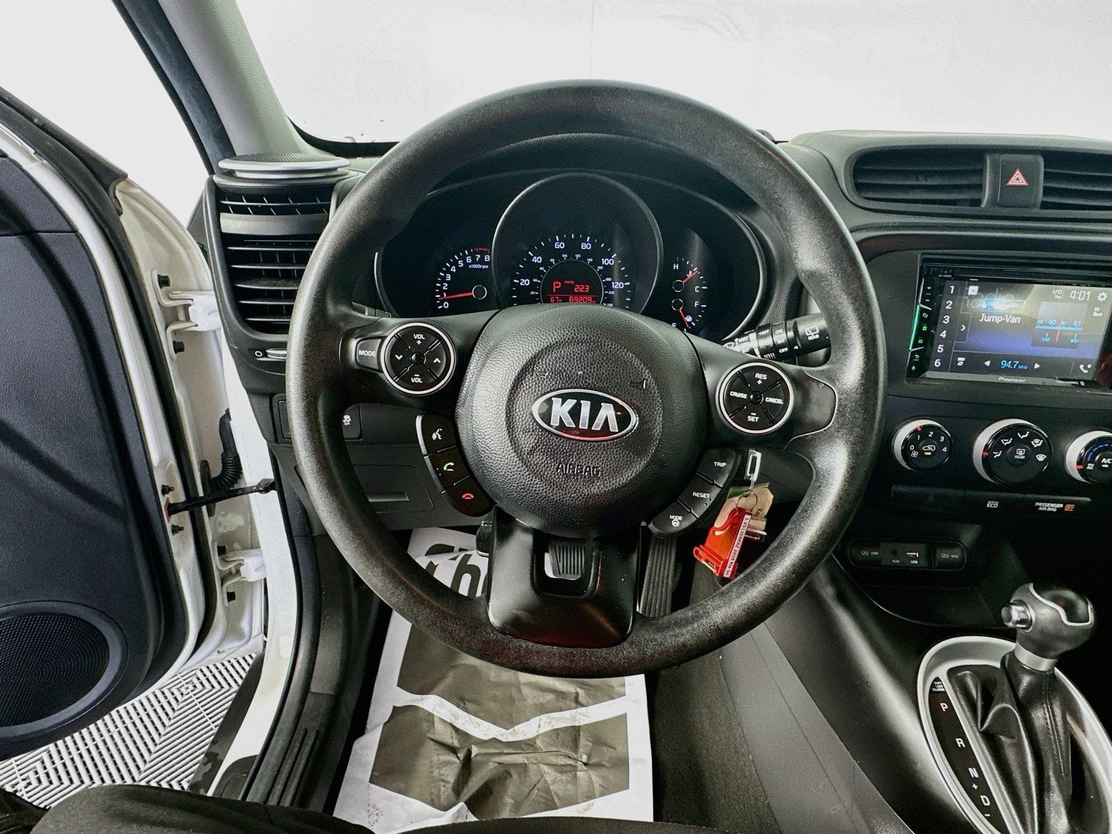 2016 Kia Soul Base