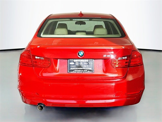 2015 BMW 3 Series 320i