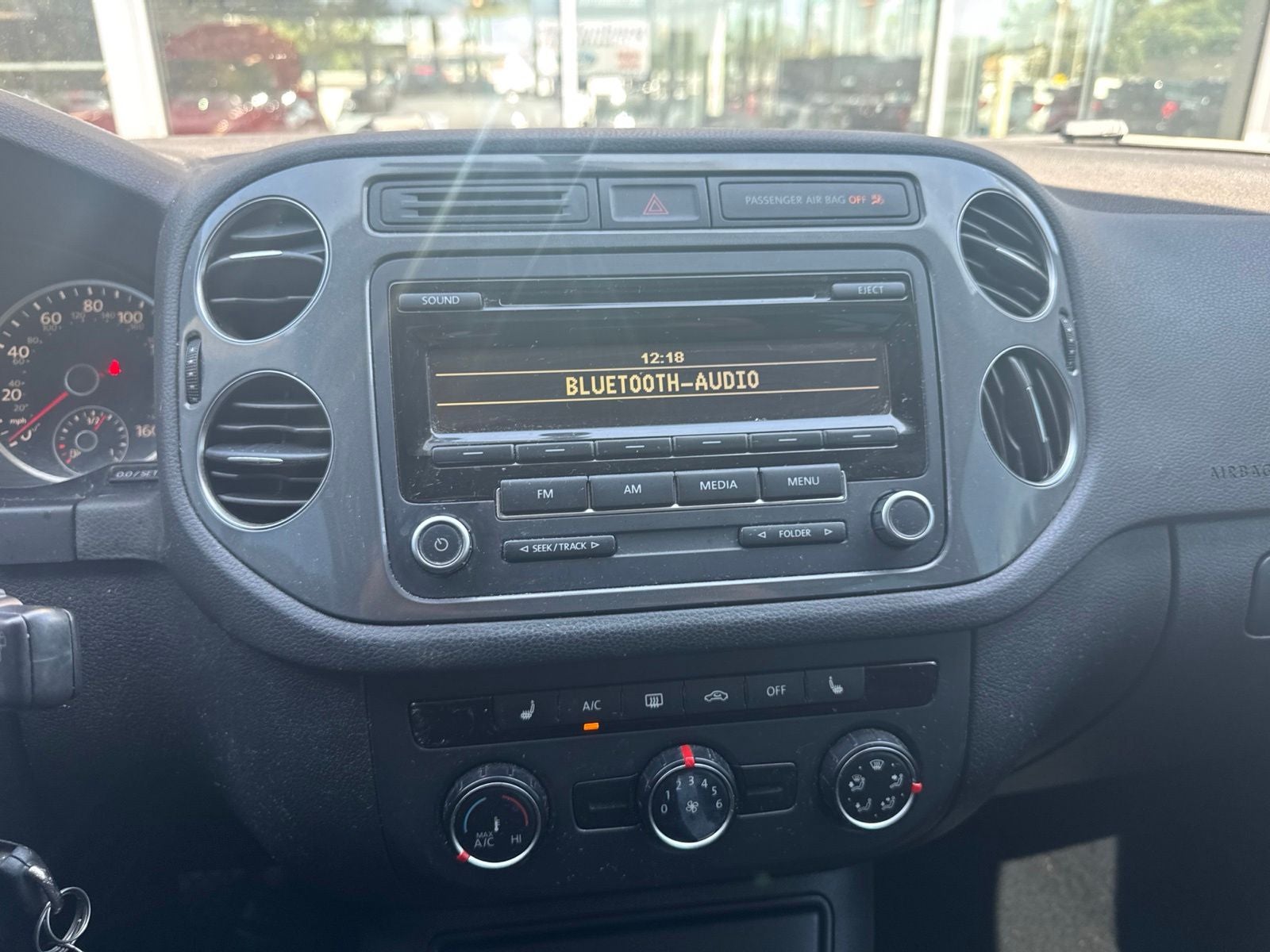 2014 Volkswagen Tiguan SE