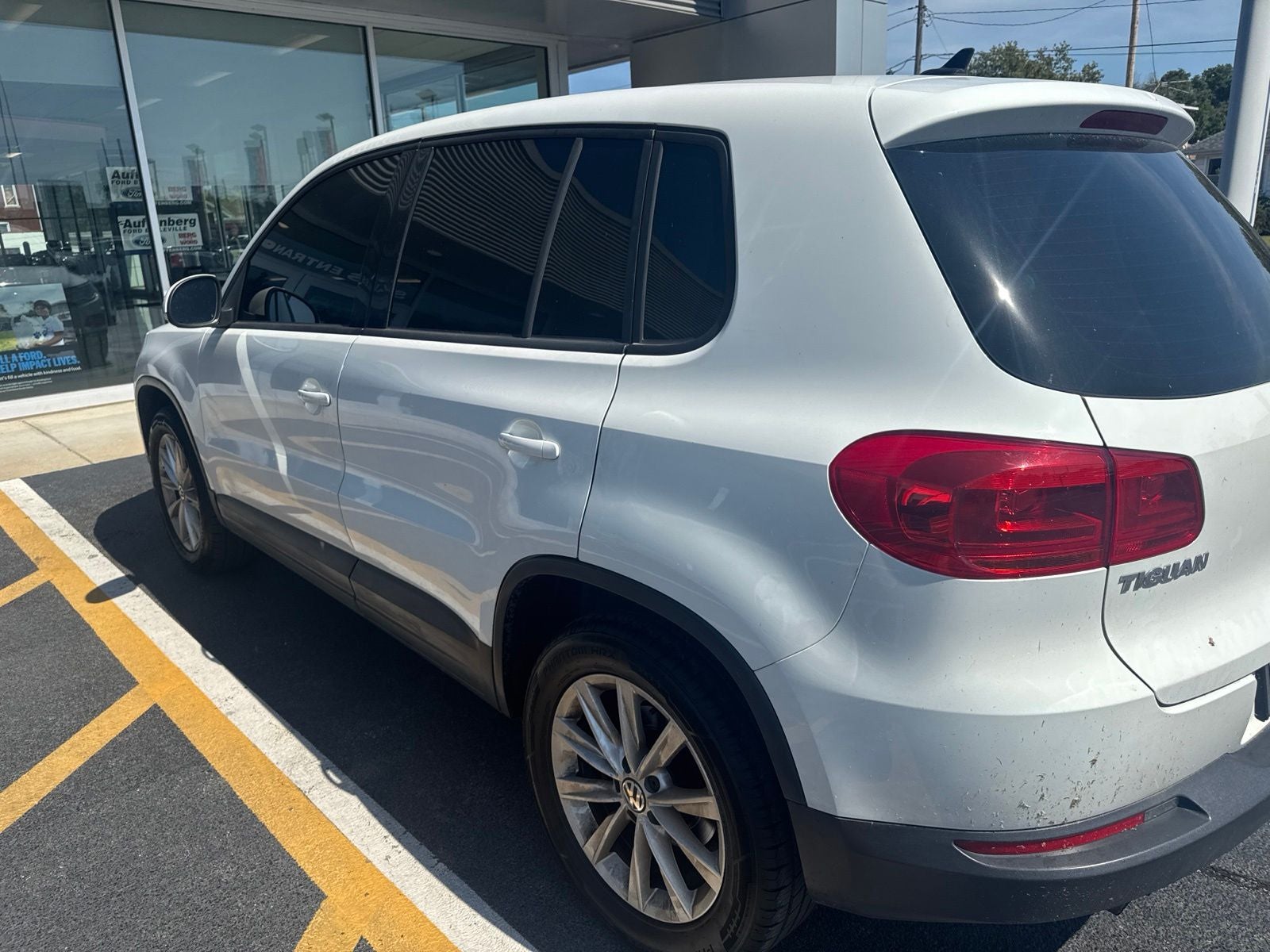 2014 Volkswagen Tiguan SE