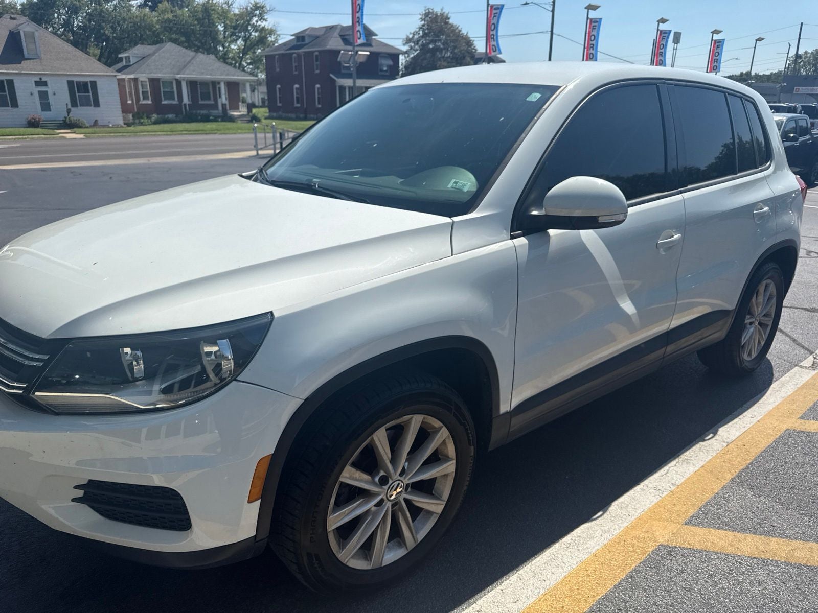 2014 Volkswagen Tiguan SE