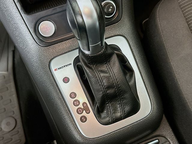 2017 Volkswagen Tiguan Limited 2.0T 4Motion