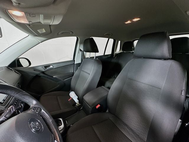 2017 Volkswagen Tiguan Limited 2.0T 4Motion