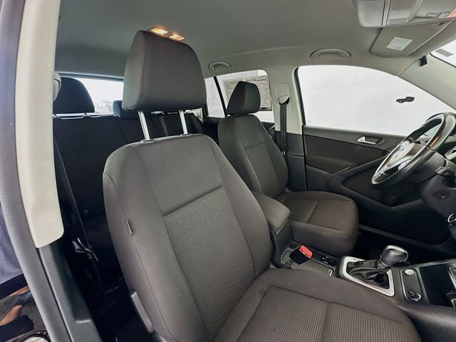 2017 Volkswagen Tiguan Limited 2.0T 4Motion