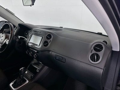 2017 Volkswagen Tiguan Limited 2.0T 4Motion