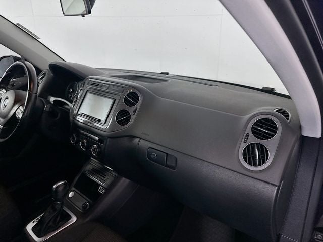 2017 Volkswagen Tiguan Limited 2.0T 4Motion