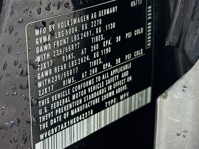 2017 Volkswagen Tiguan Limited 2.0T 4Motion