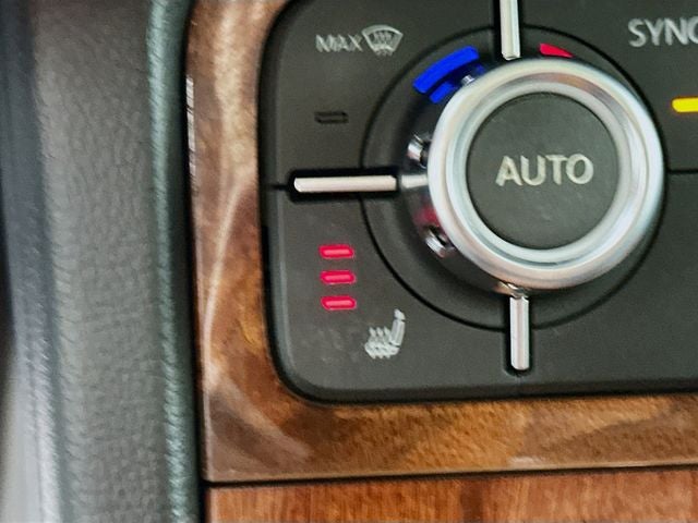 2013 Volkswagen Touareg VR6 FSI Sport