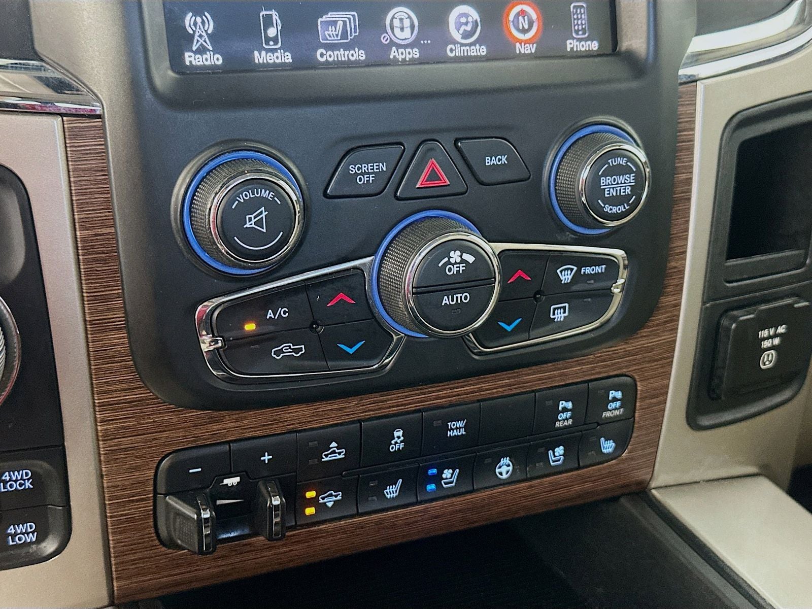 2014 RAM 1500 Laramie