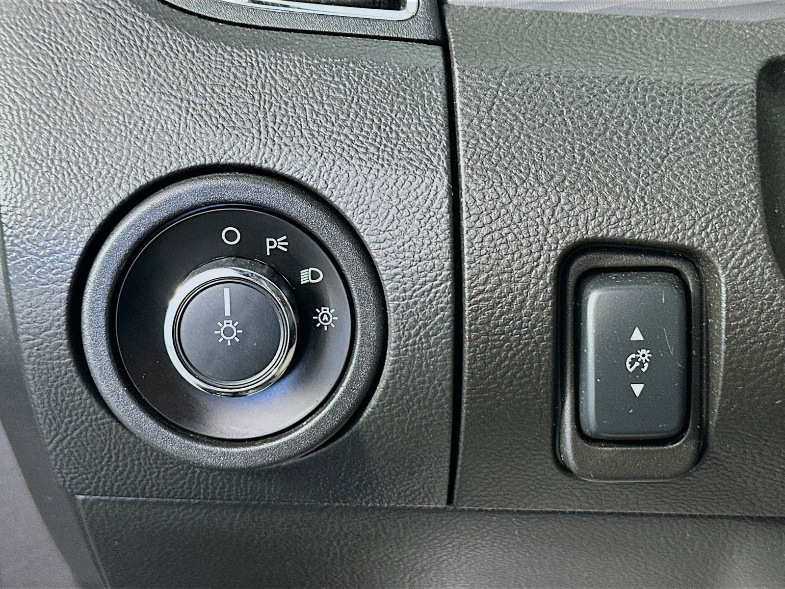 2016 Ford Taurus SEL