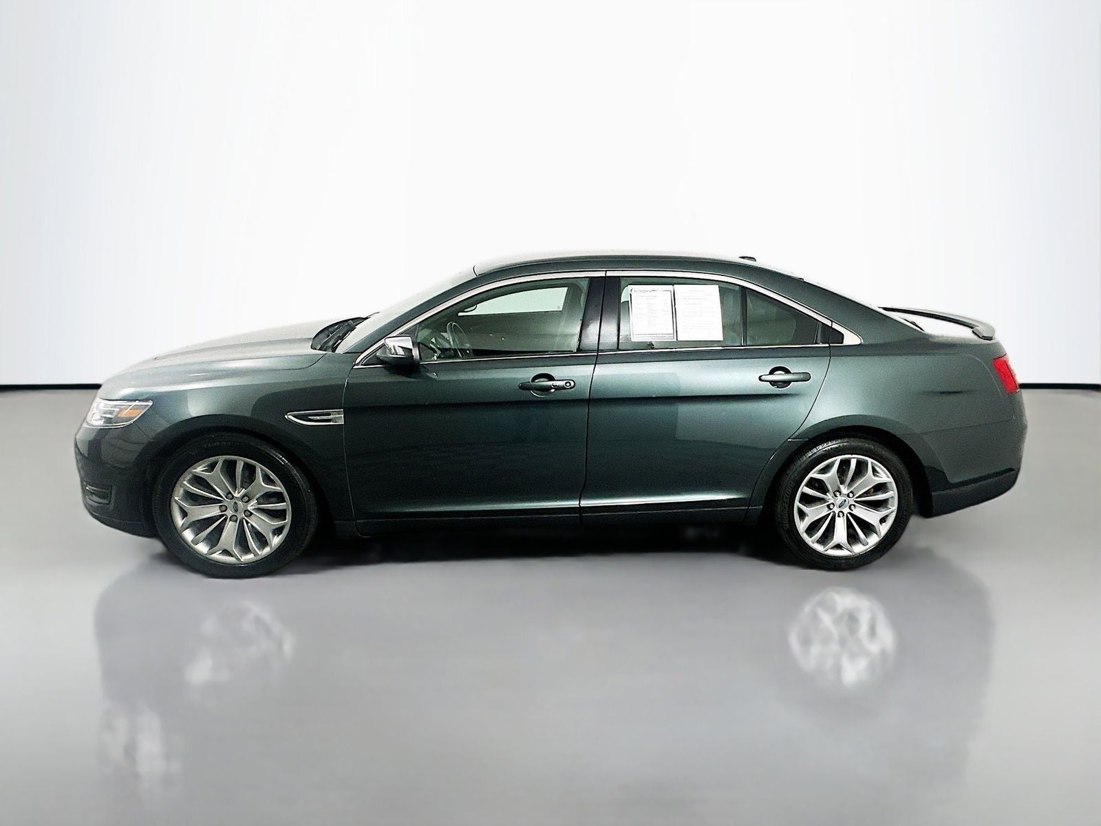 2016 Ford Taurus Limited