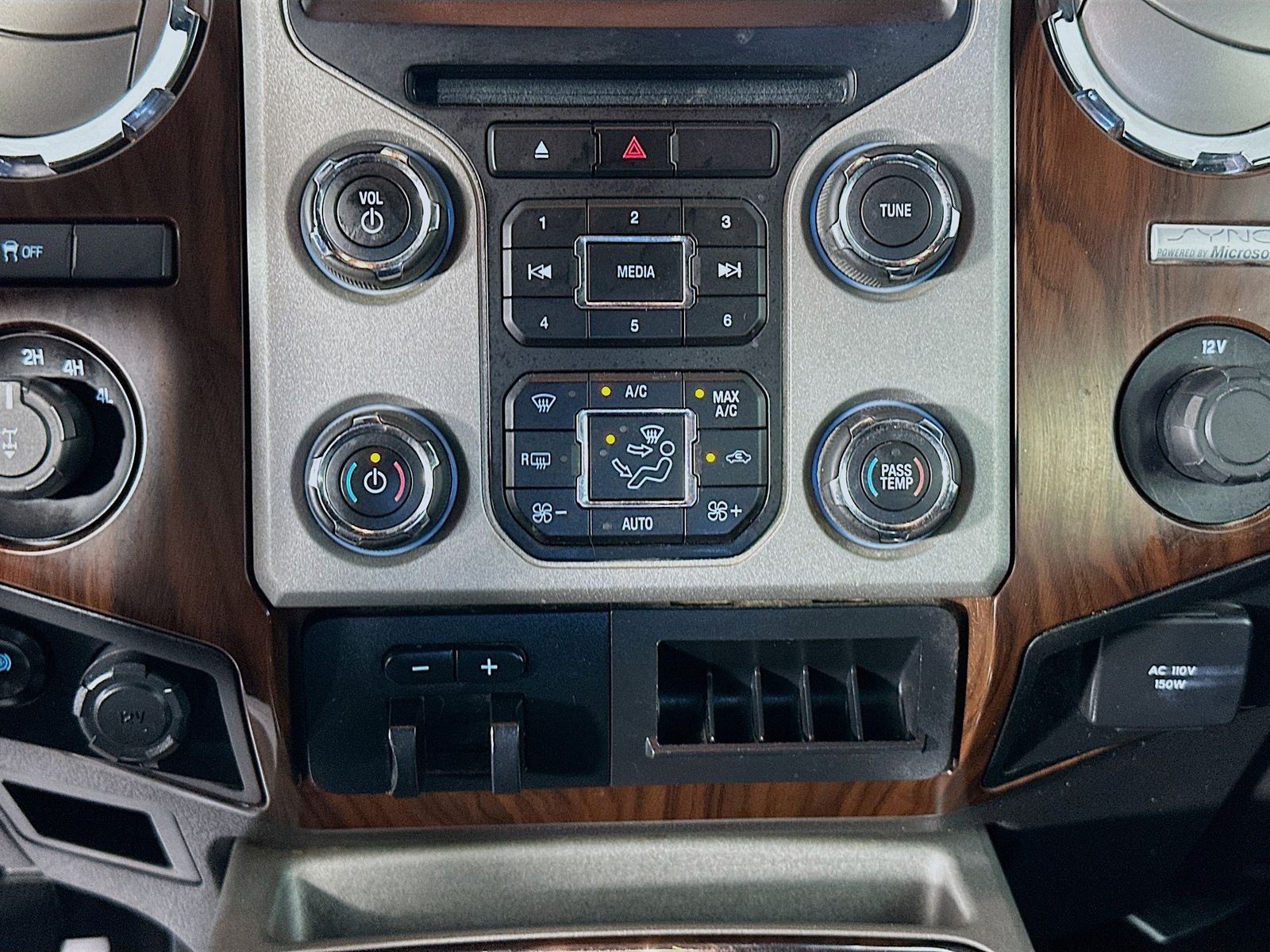 2015 Ford F-250SD Lariat