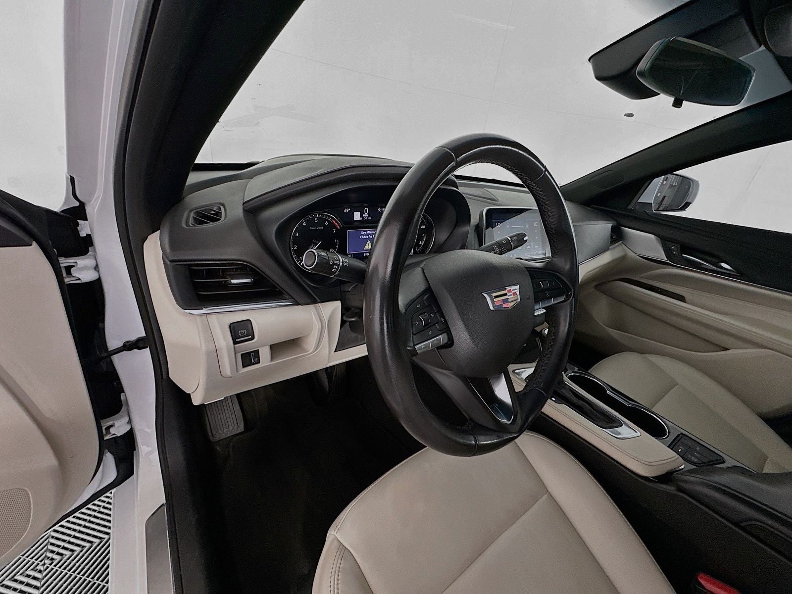 2022 Cadillac CT4 Luxury