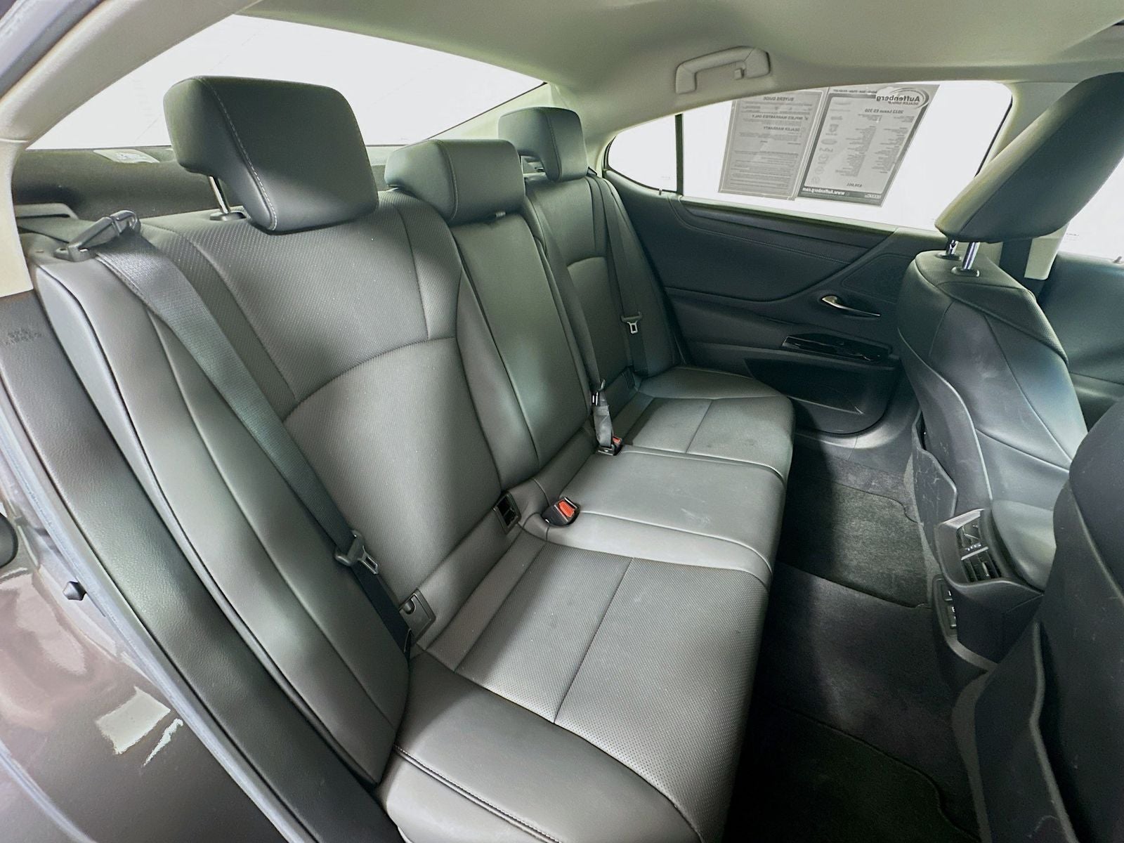 2022 Lexus ES 350