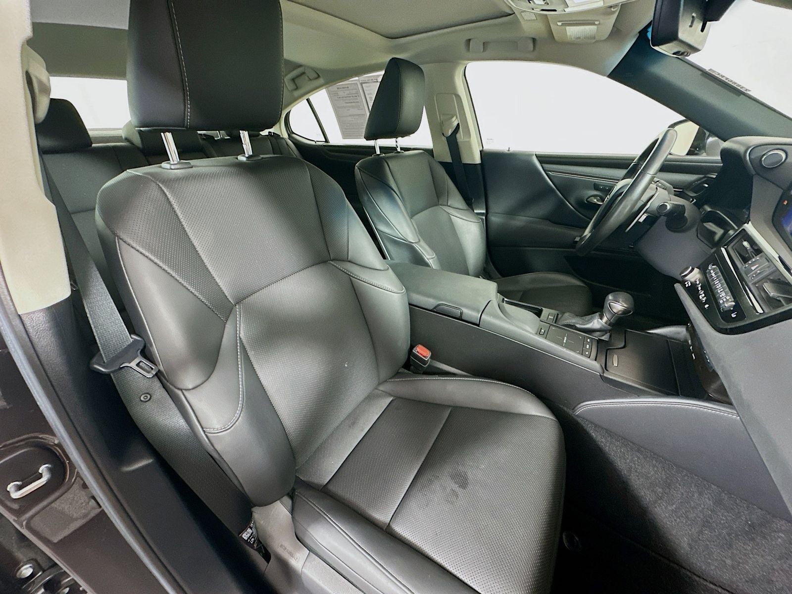 2022 Lexus ES 350