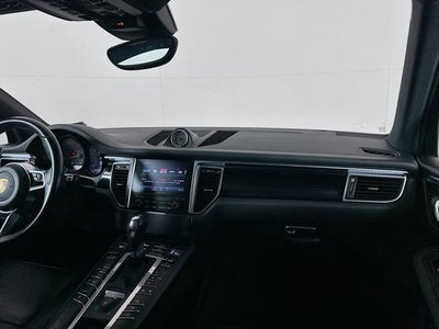 2018 Porsche Macan Base