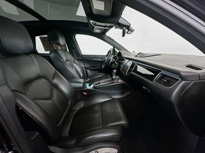 2018 Porsche Macan Base