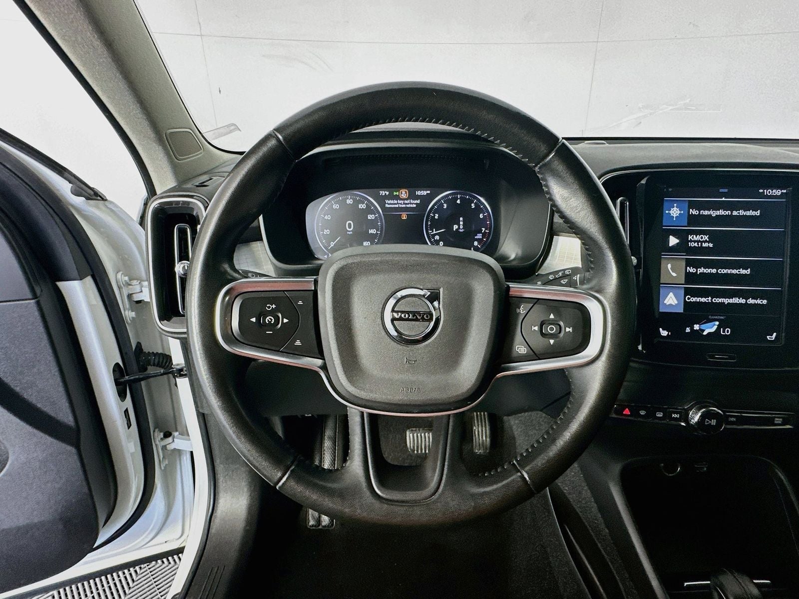 2020 Volvo XC40 Momentum