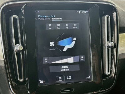 2020 Volvo XC40 Momentum