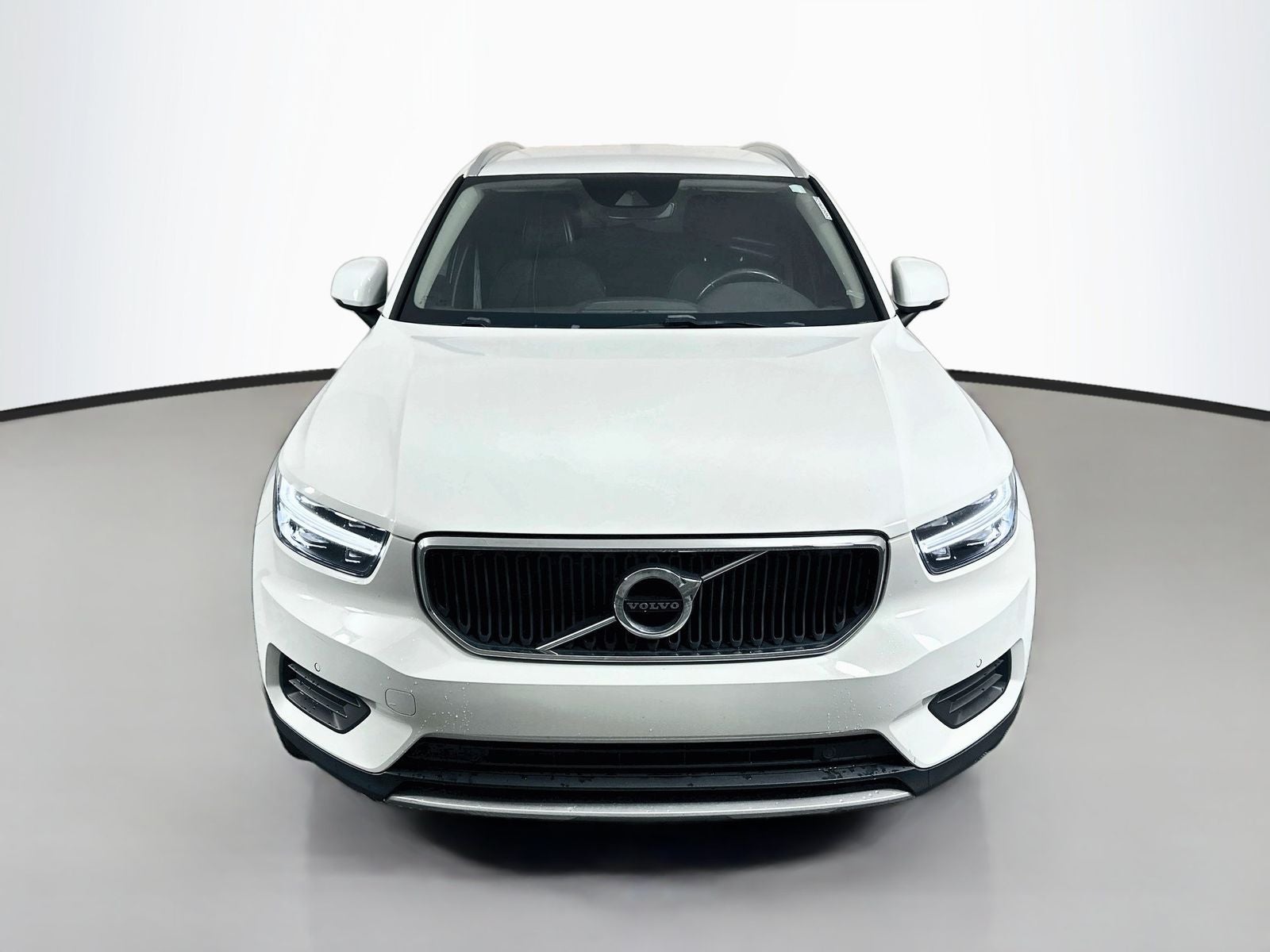 2020 Volvo XC40 Momentum