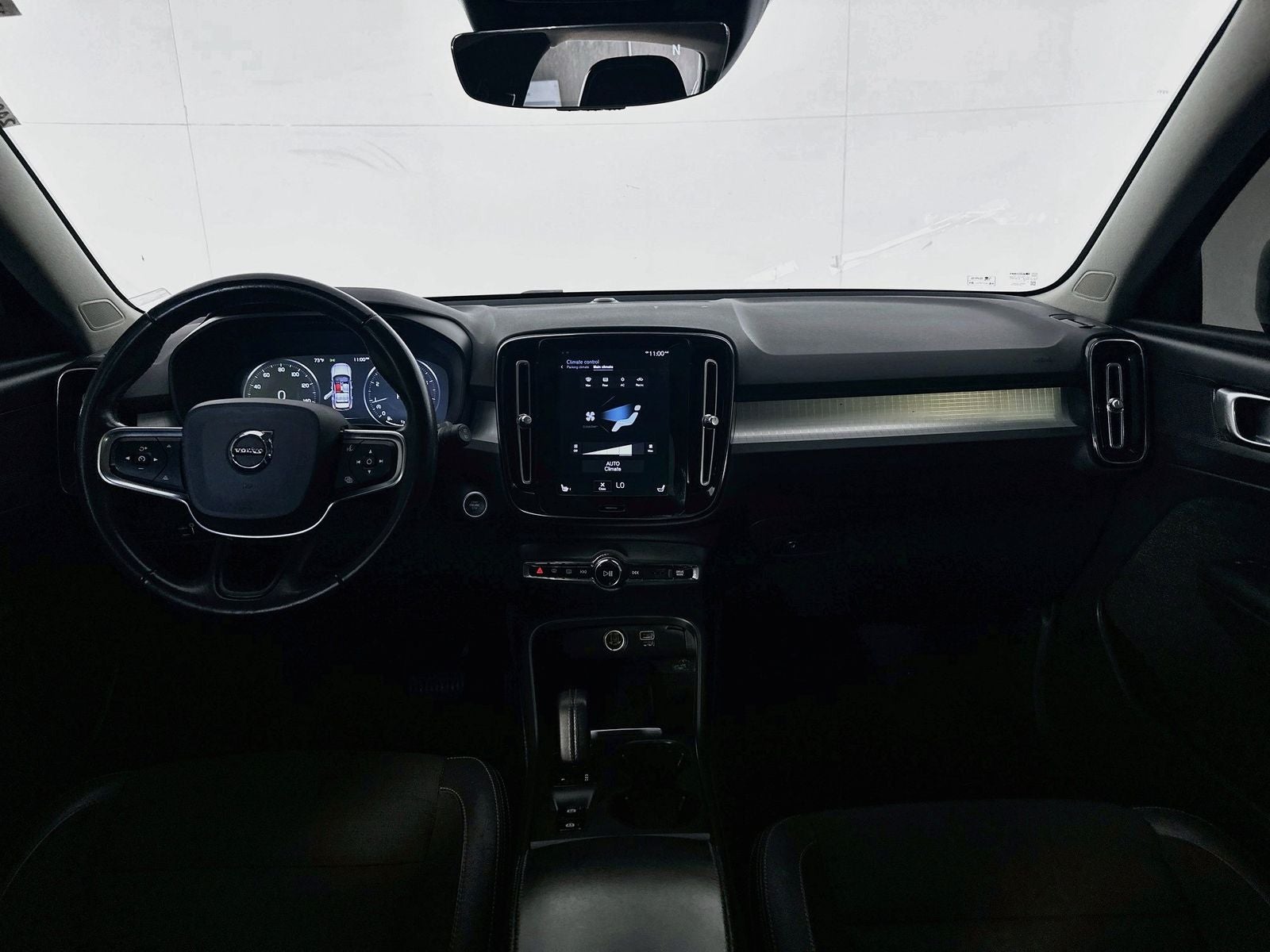 2020 Volvo XC40 Momentum