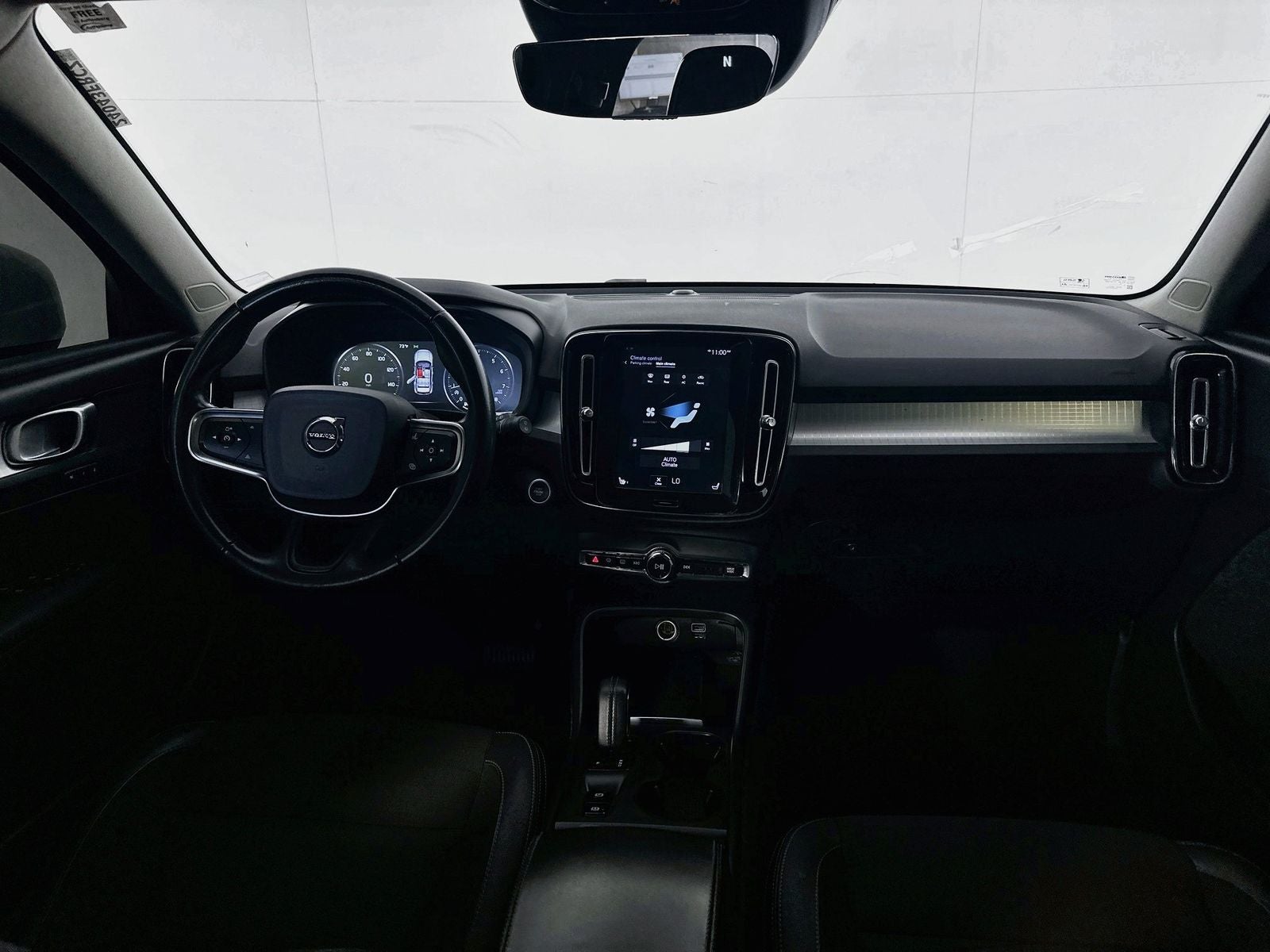 2020 Volvo XC40 Momentum