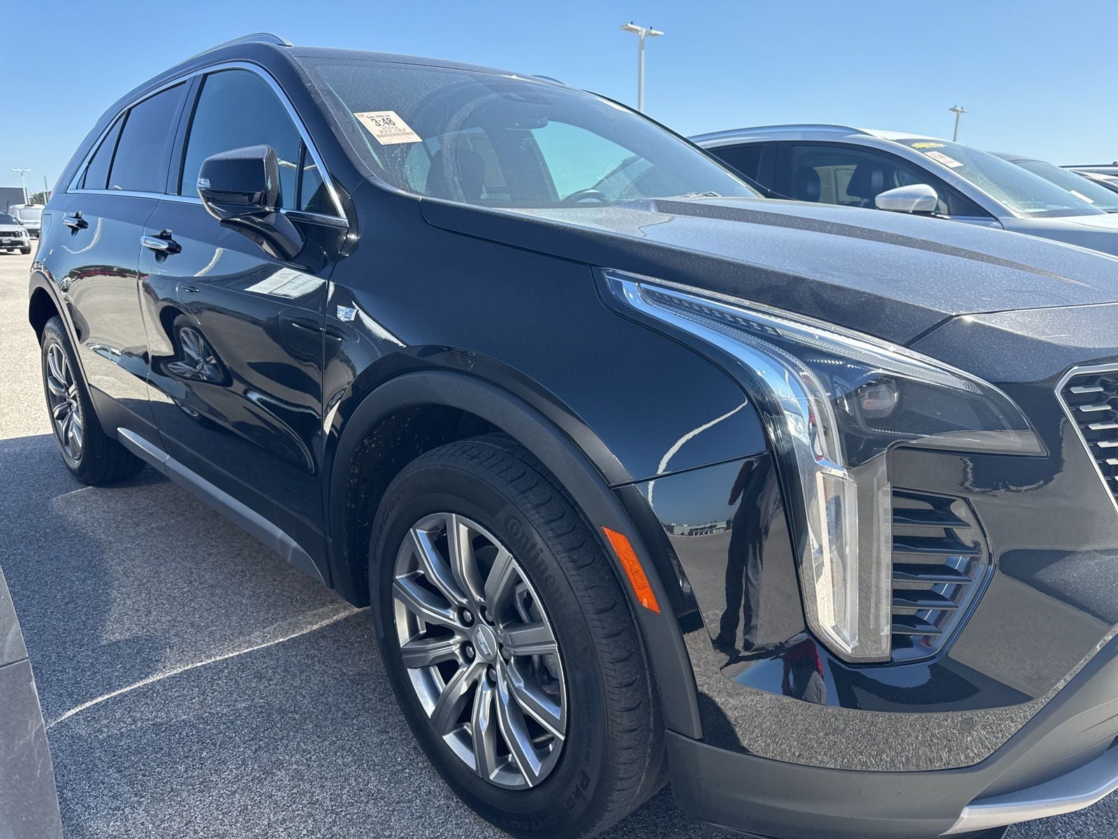 2022 Cadillac XT4 Premium Luxury