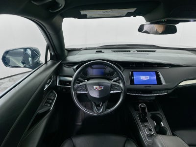 2022 Cadillac XT4 Premium Luxury
