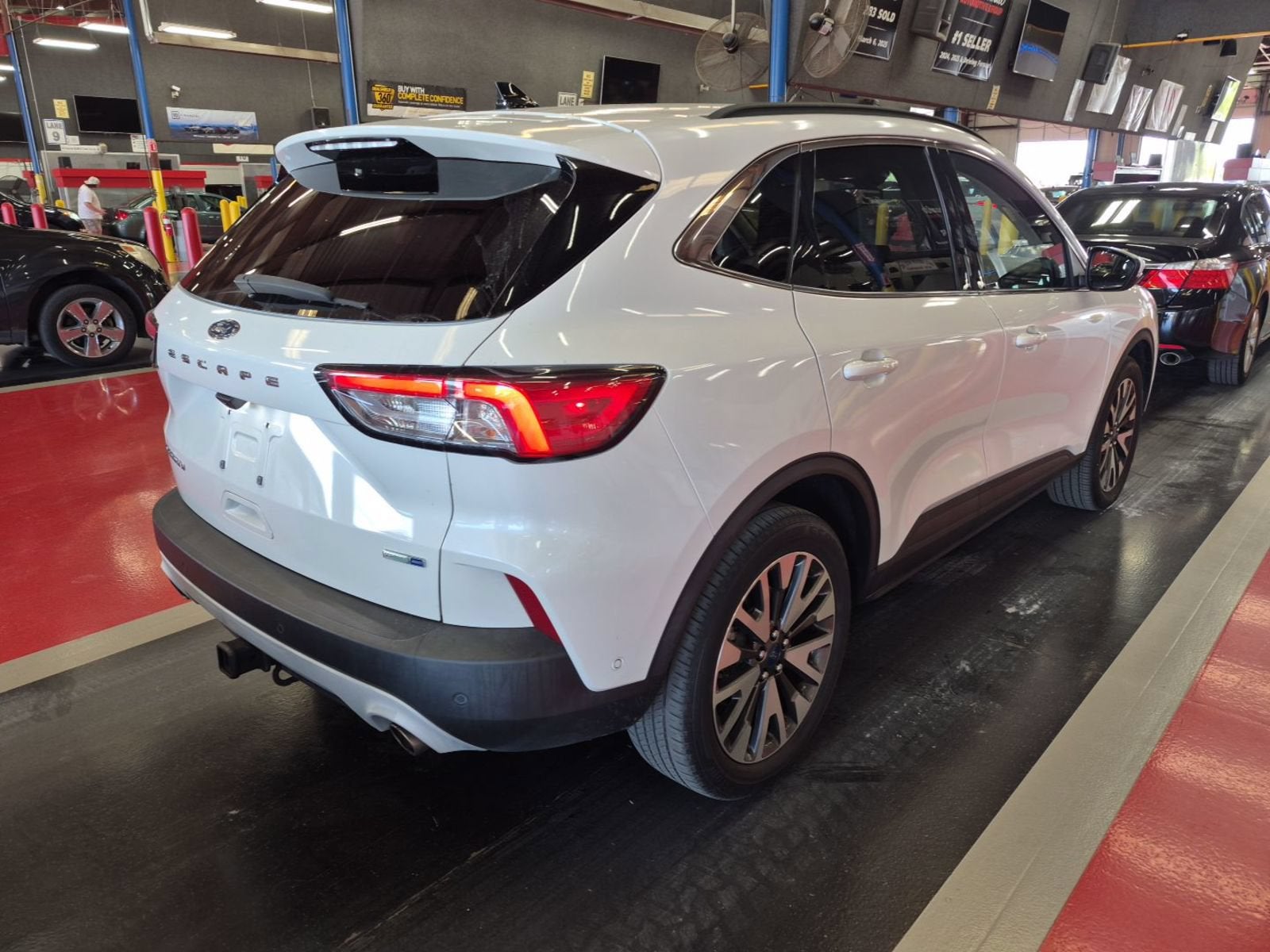 2020 Ford Escape Titanium