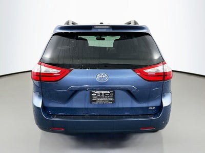 2017 Toyota Sienna L 7 Passenger