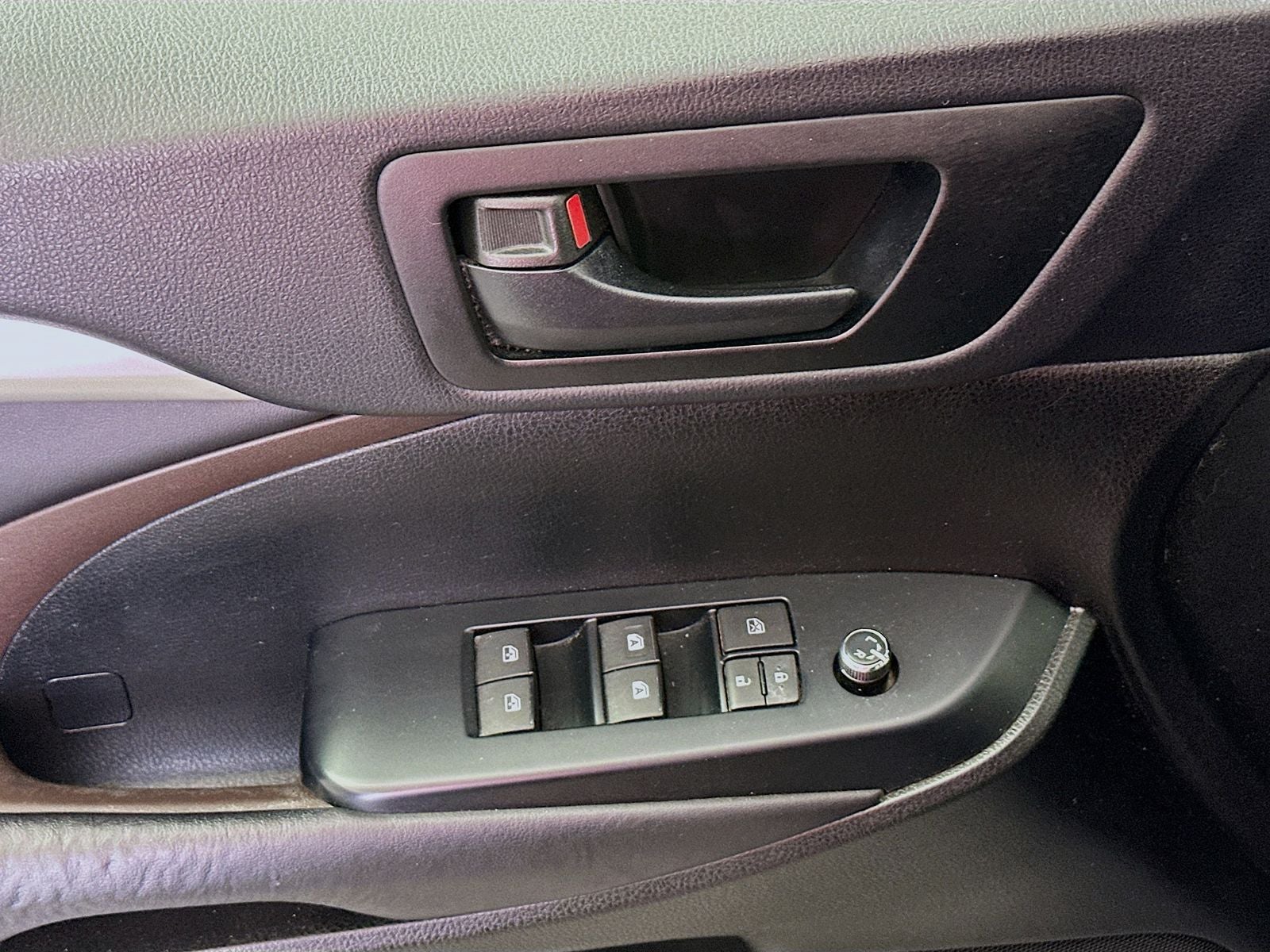 2015 Toyota Highlander LE Plus V6