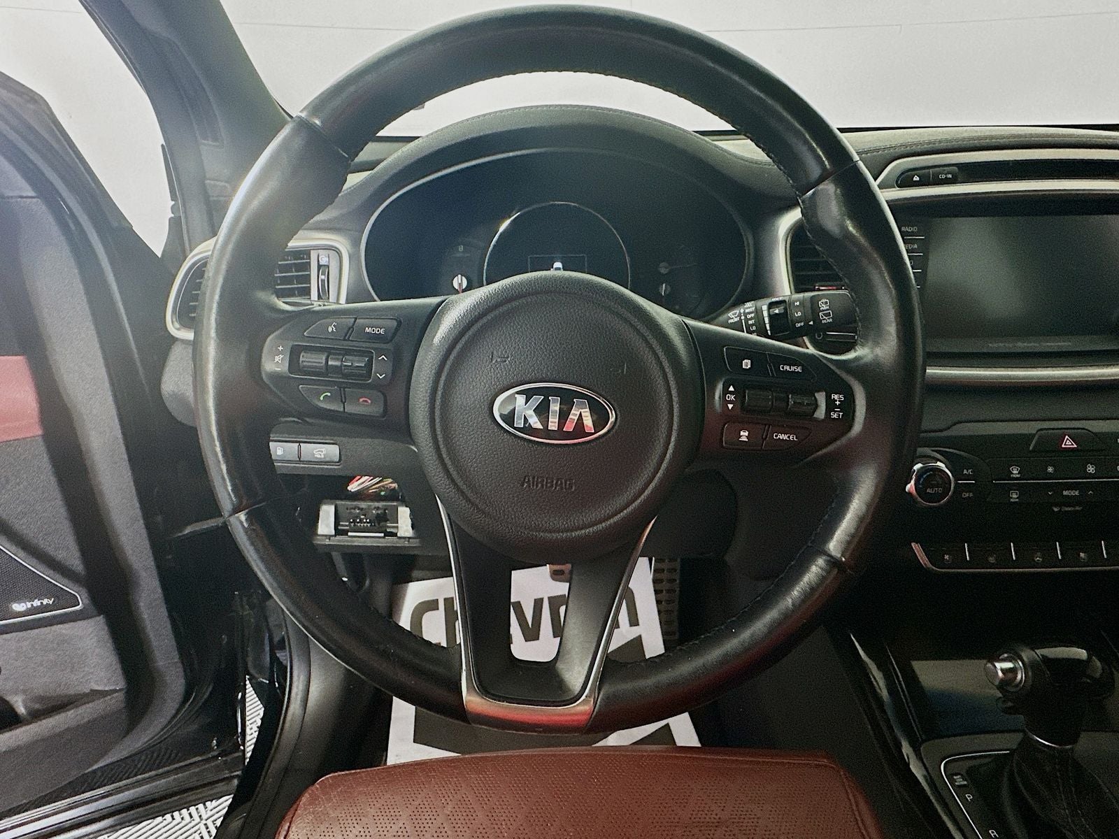 2016 Kia Sorento SX Limited
