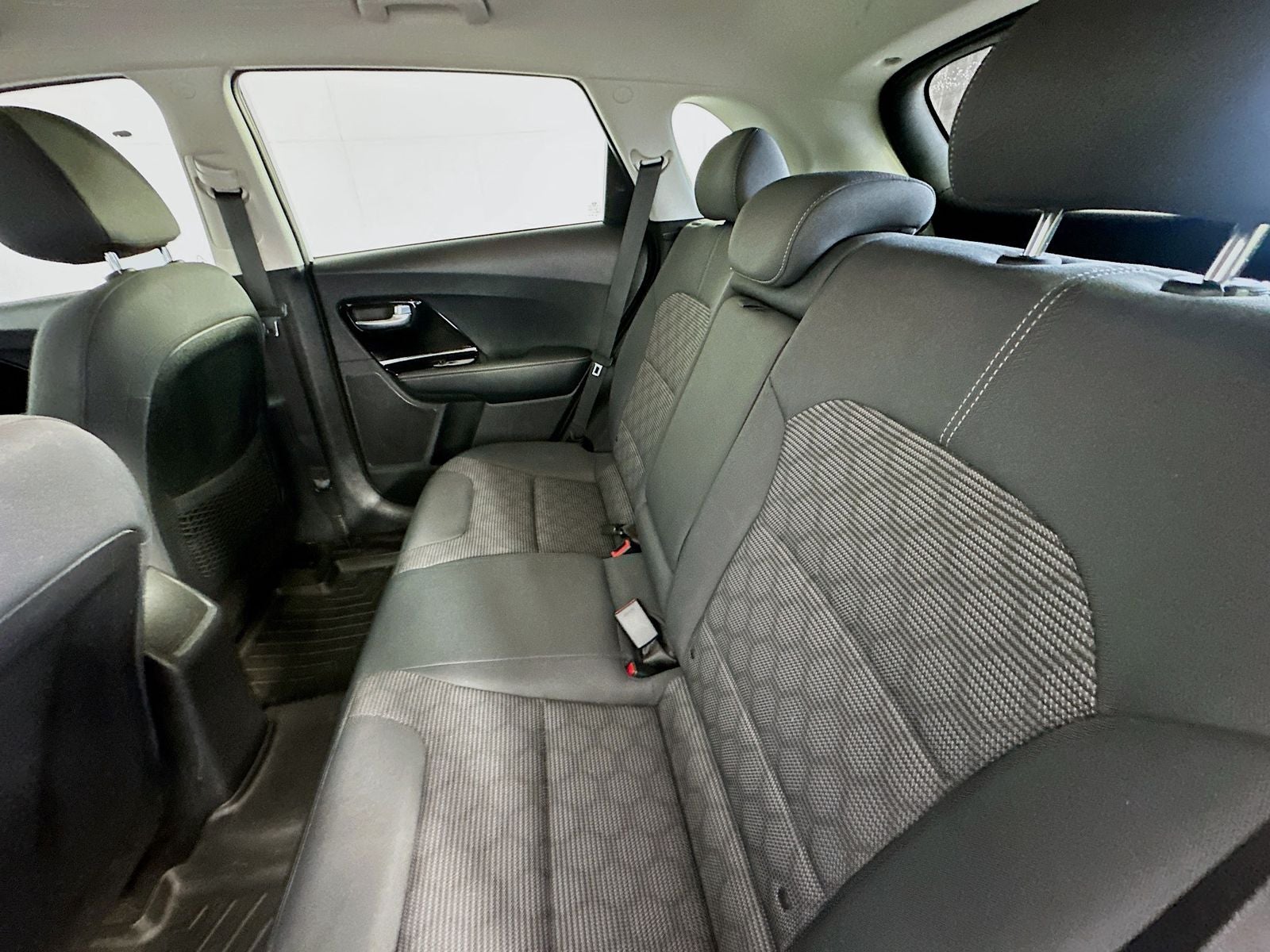 2021 Kia Niro LXS