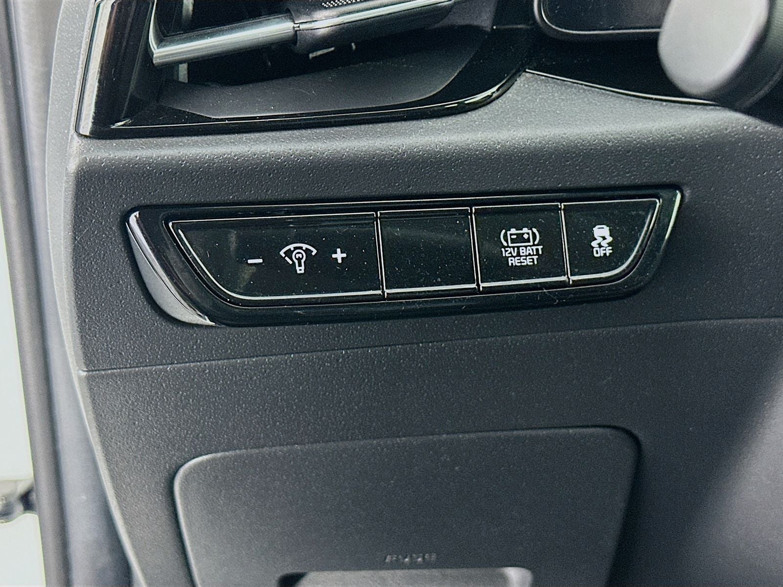 2023 Kia Niro EX