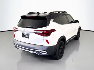 2022 Kia Seltos Nightfall