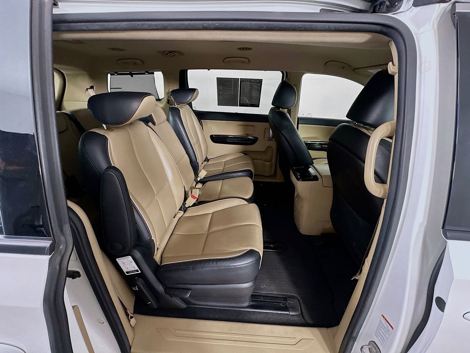 2016 Kia Sedona EX