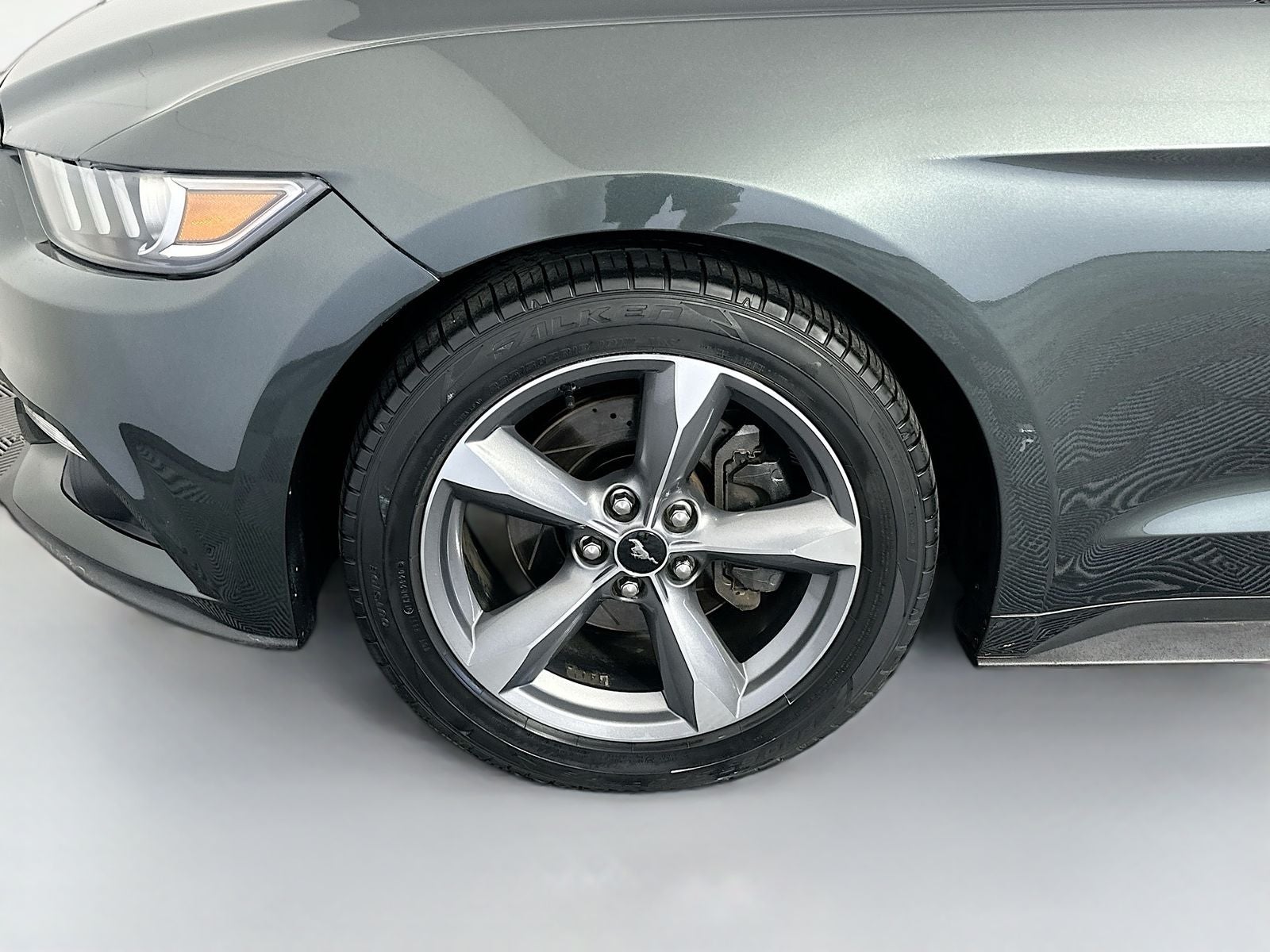 2016 Ford Mustang V6