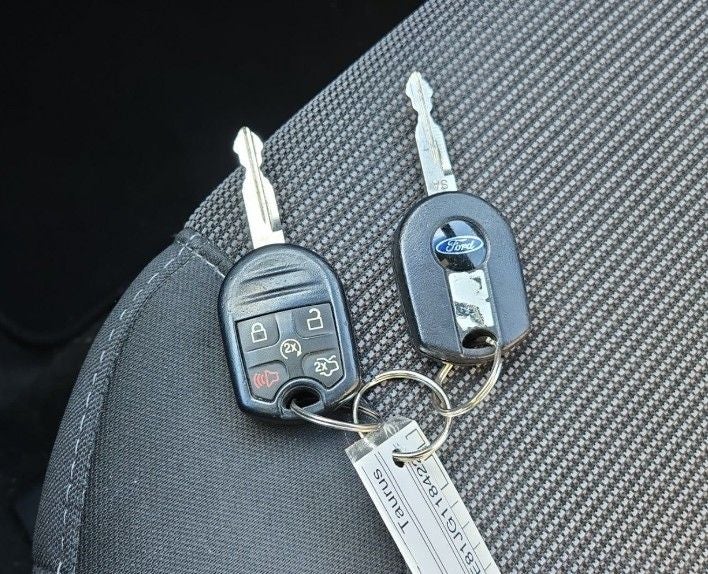 2018 Ford Taurus SEL