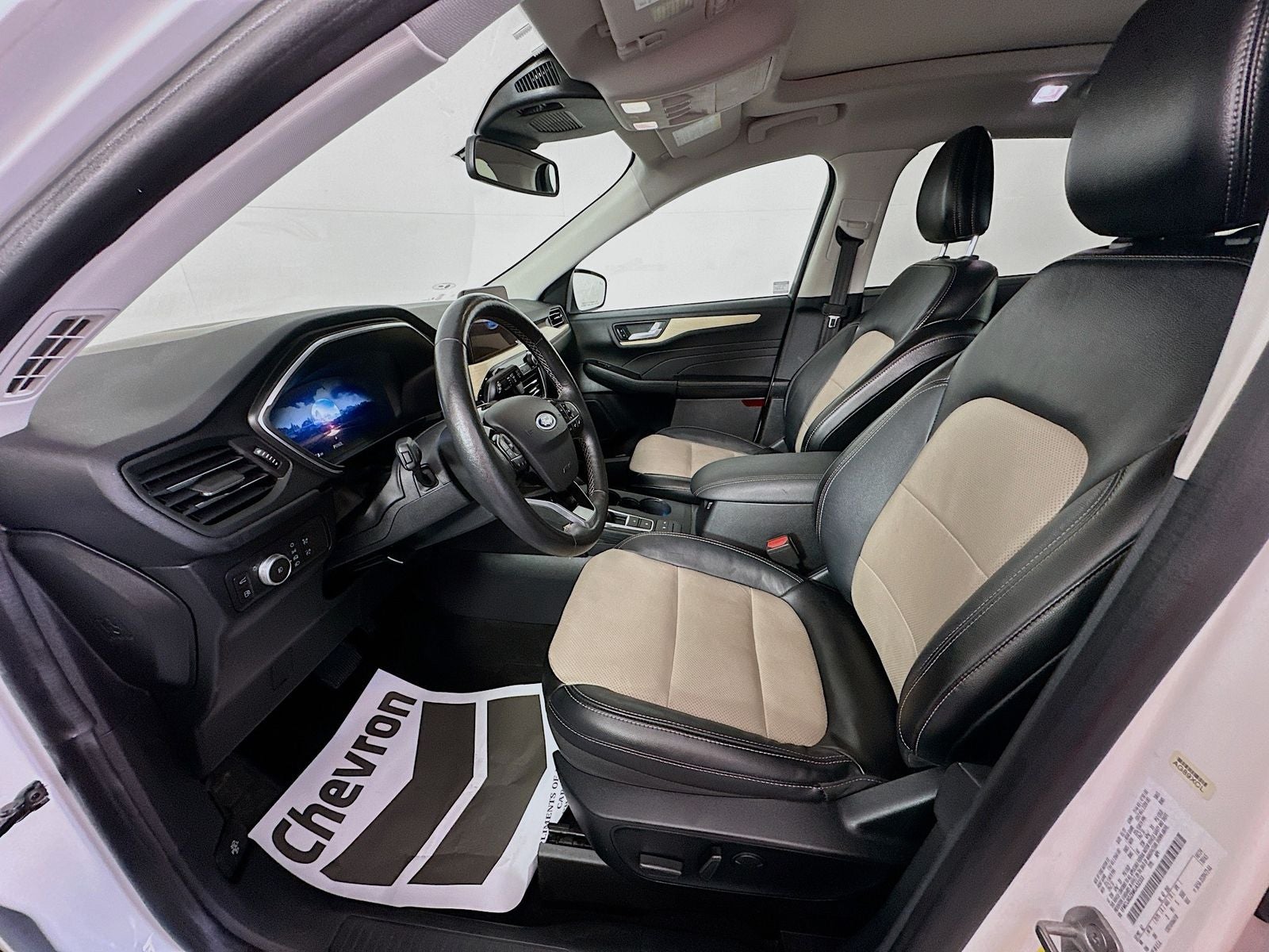 2021 Ford Escape Titanium Hybrid