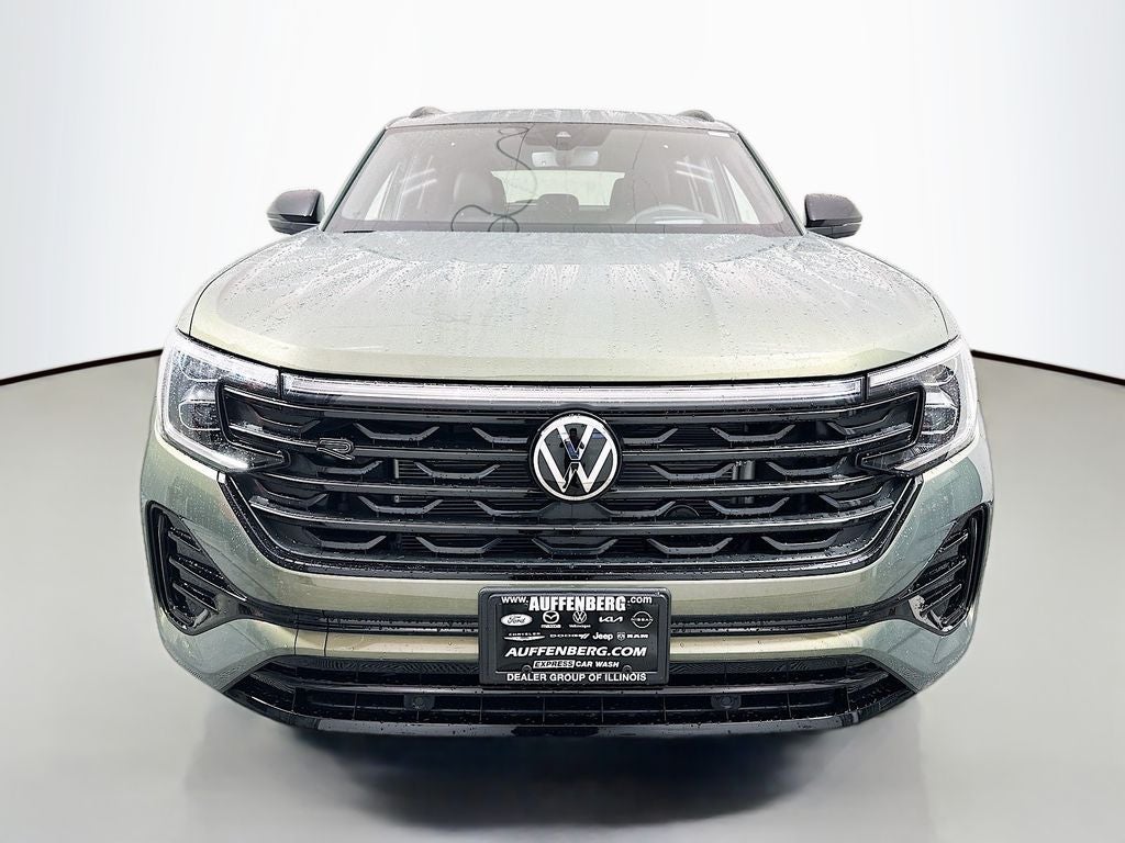 2026 Volkswagen Atlas Cross Sport 2.0T SEL R-Line Black