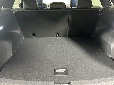 2026 Volkswagen Atlas Cross Sport SEL R-Line Black