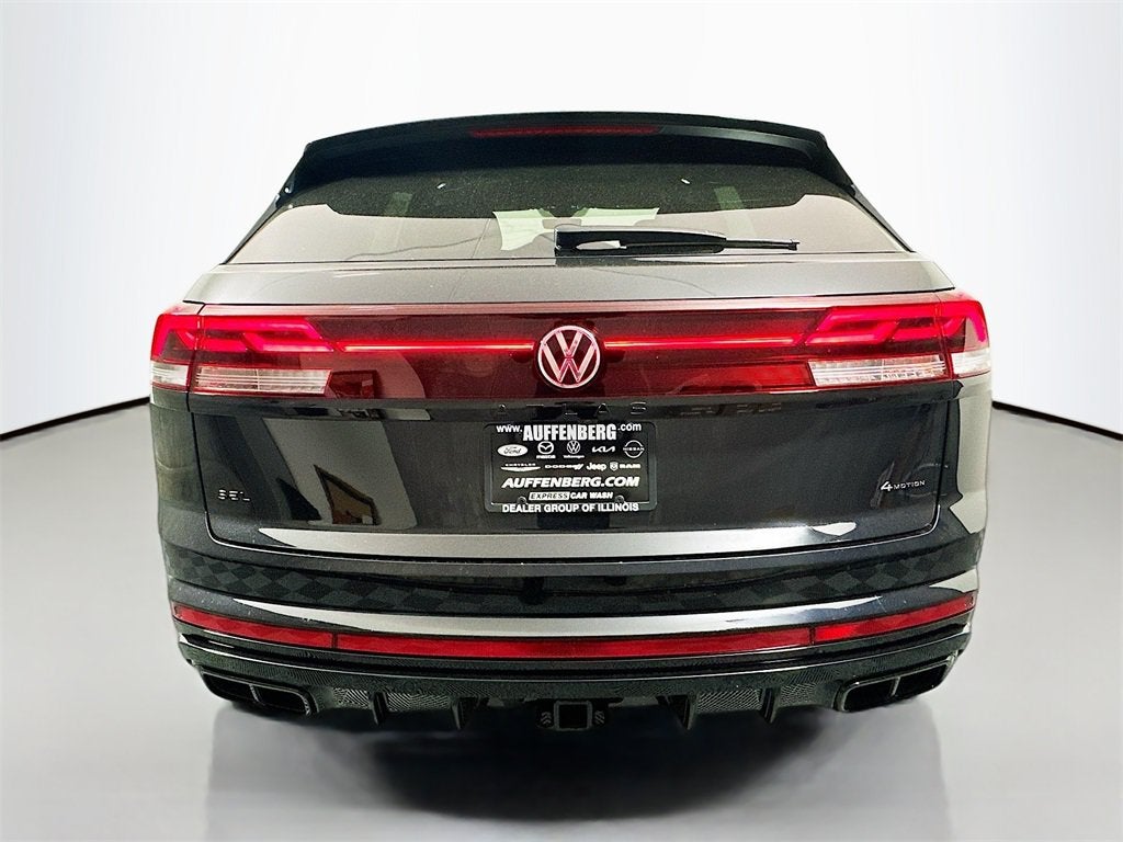 2026 Volkswagen Atlas Cross Sport SEL R-Line Black