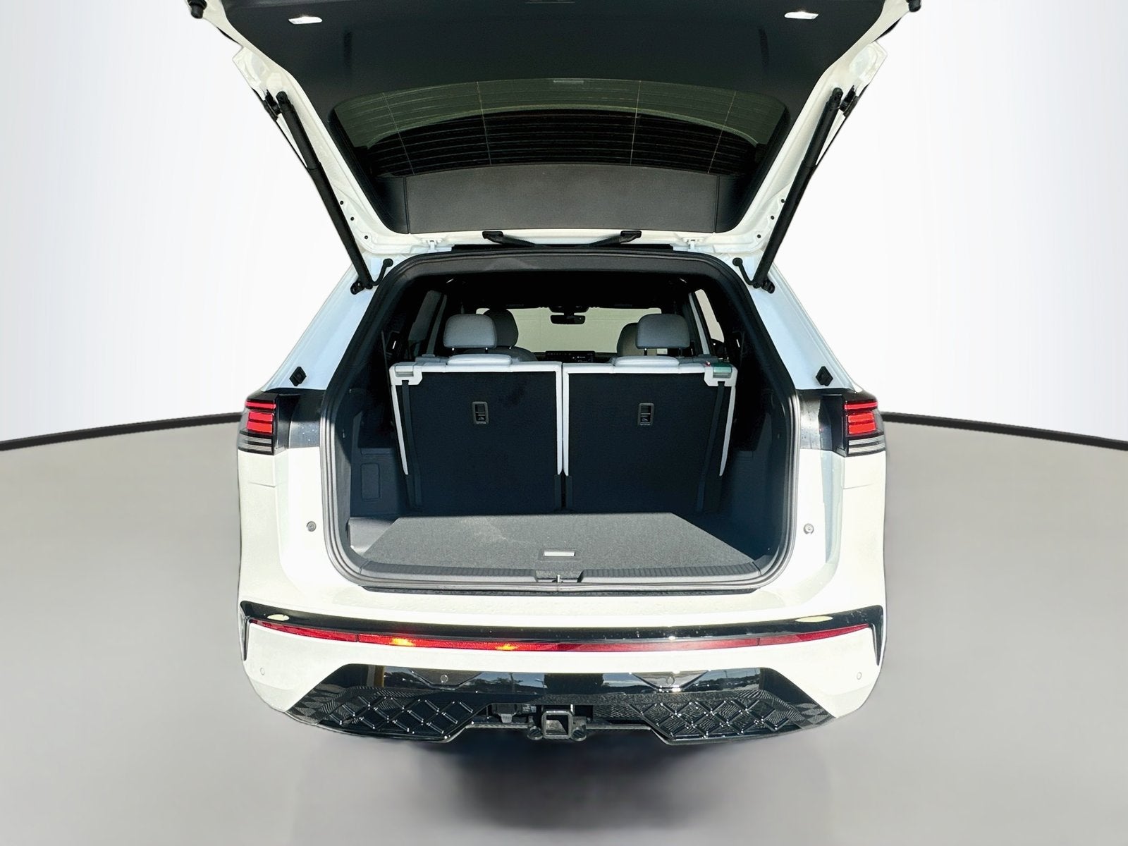 2027 Volkswagen Atlas SEL R-Line
