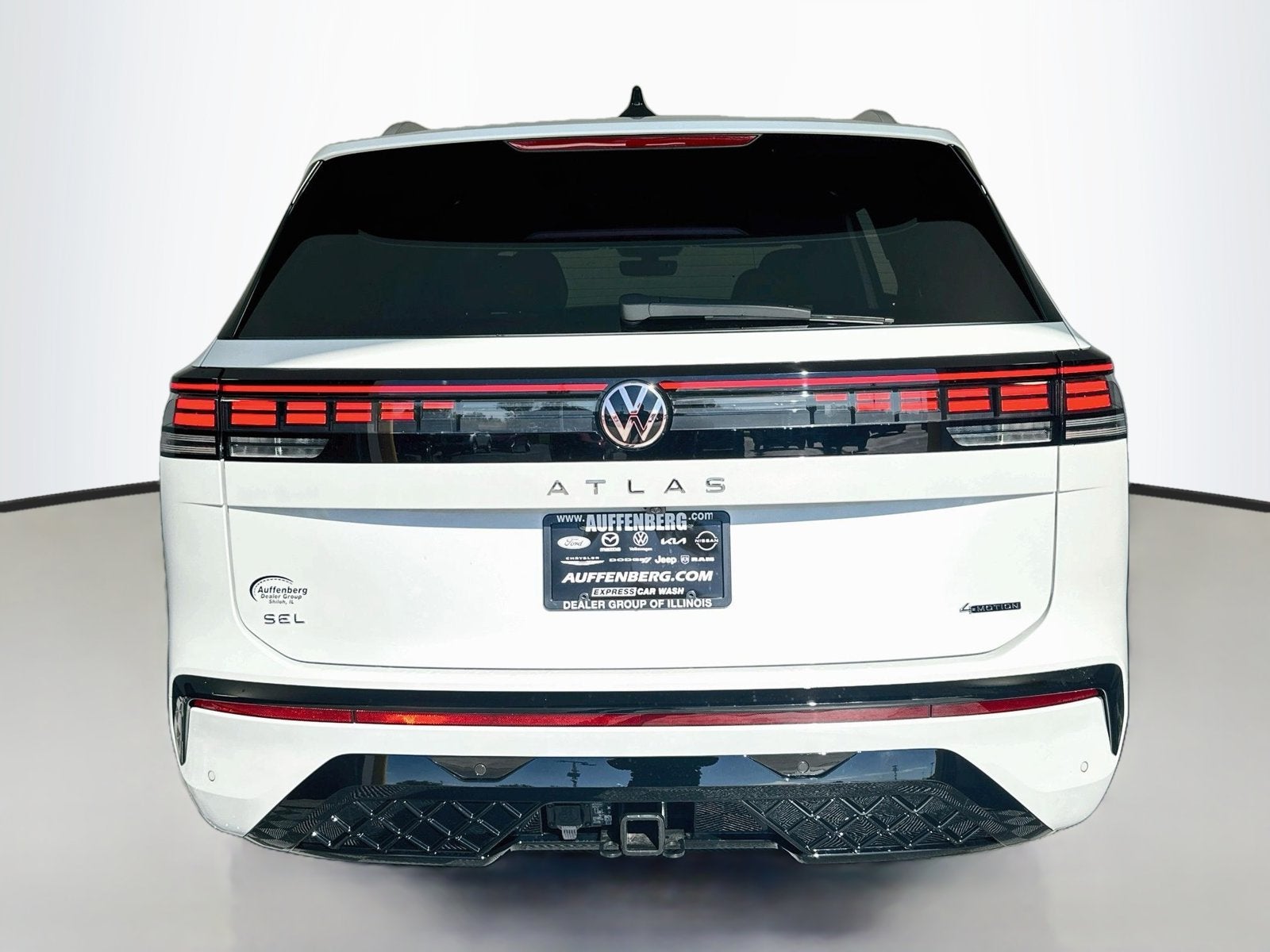 2027 Volkswagen Atlas SEL R-Line